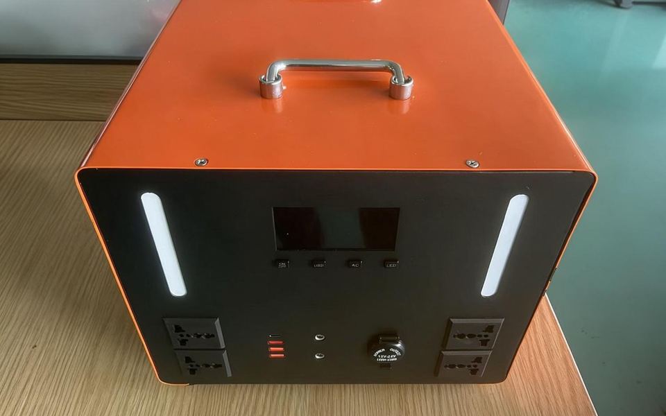 1500W 3kWh Portable Power Station